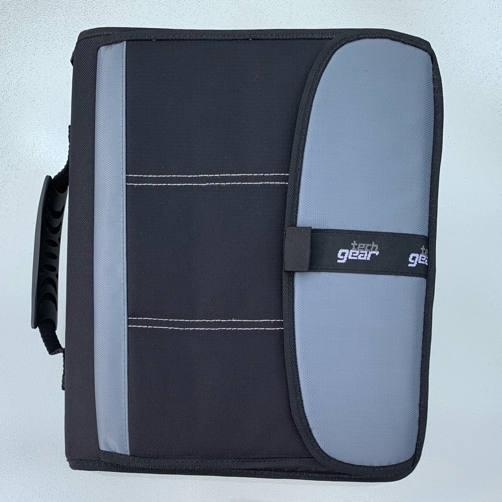 Tech Gear Mega Filled Black and Grey Padded 3-Ring Binder Organizer